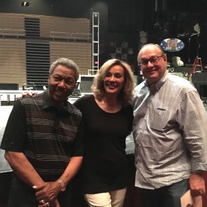Meeting Marilyn McCoo and Billy Davis Jr. after the show in Atlantic City.